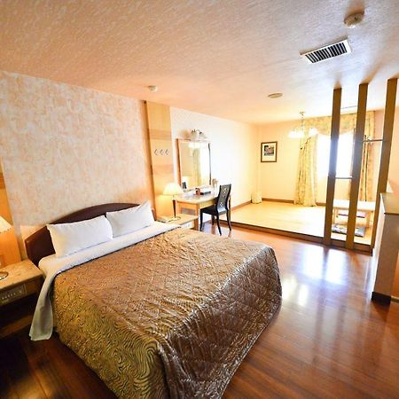 Paiwei Motel Ταϊνάν Εξωτερικό φωτογραφία