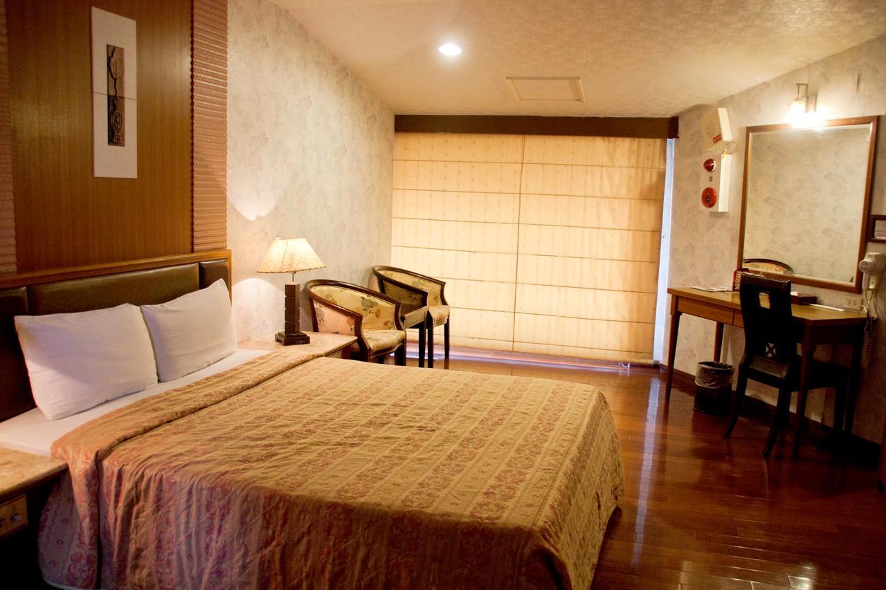 Paiwei Motel Ταϊνάν Εξωτερικό φωτογραφία